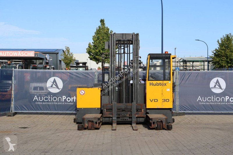 Stivuitor cu incarcare laterala Hubtex VD 30