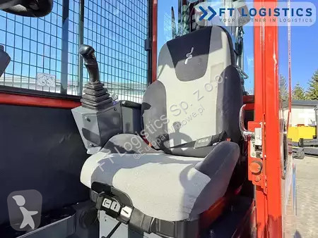 Боковой погрузчик Combilift