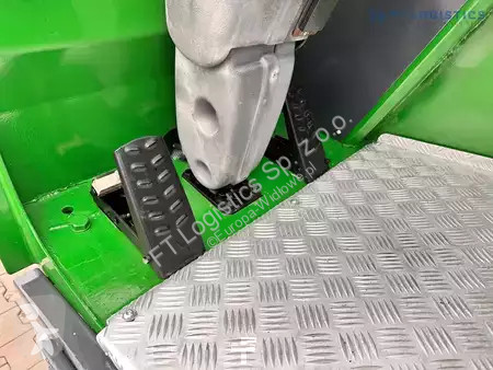 Боковой погрузчик Combilift