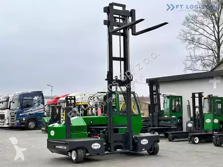 Carretilla de carga lateral Combilift
