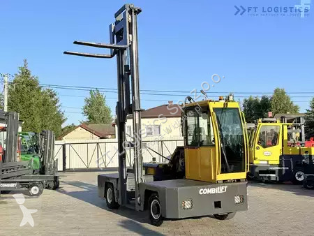 Боковой погрузчик Combilift