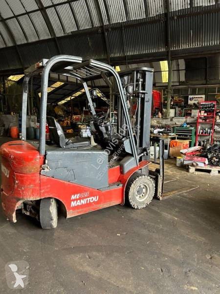 Stivuitor cu incarcare laterala Manitou ME 425...