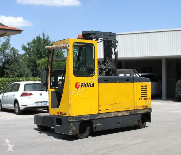 رافعة شوكية مع تحميل جانبي Fiora SE-LT40F