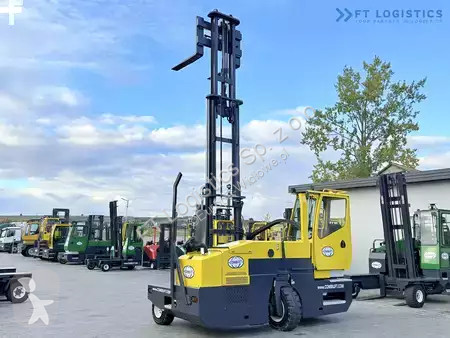 Боковой погрузчик Combilift