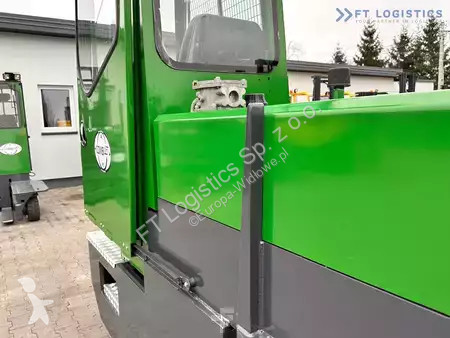Боковой погрузчик Combilift