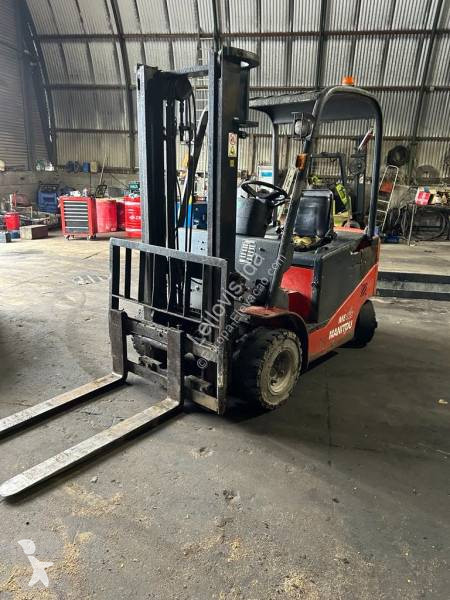 Stivuitor cu incarcare laterala Manitou ME 425...