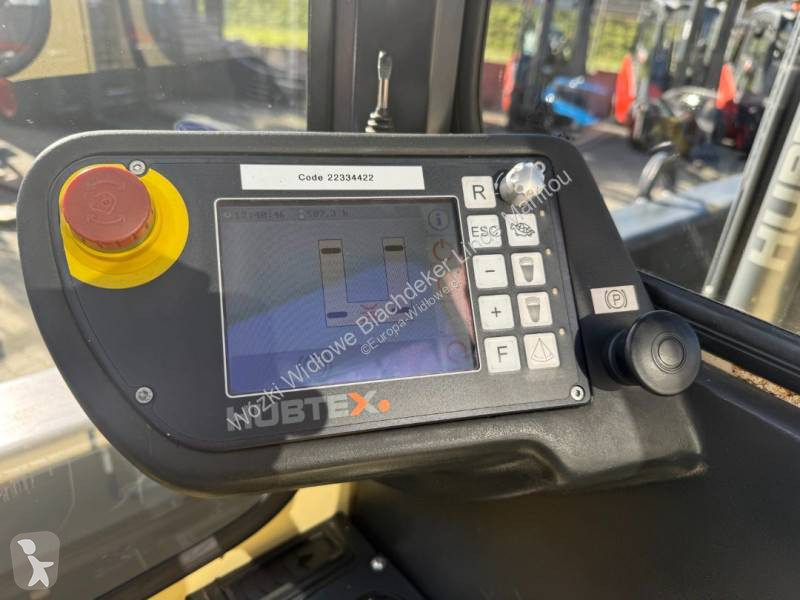 Боковой погрузчик Hubtex MQ30D Trawersa,...