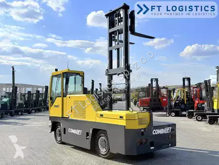 Боковой погрузчик Combilift