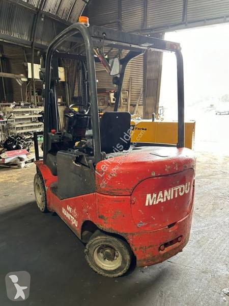 Stivuitor cu incarcare laterala Manitou ME 425...