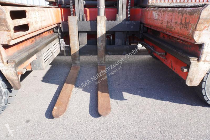 رافعة شوكية مع تحميل جانبي Kalmar  DSA40