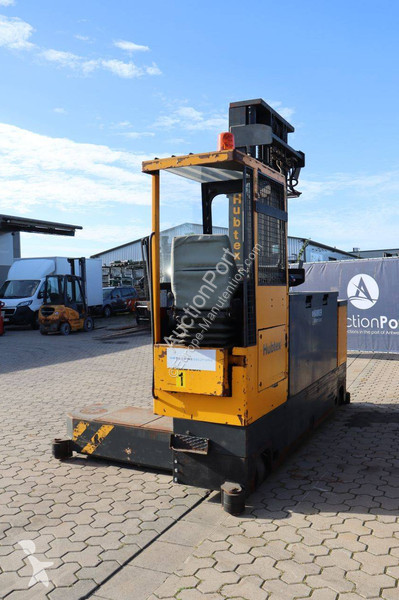 Stivuitor cu incarcare laterala Hubtex VD 30