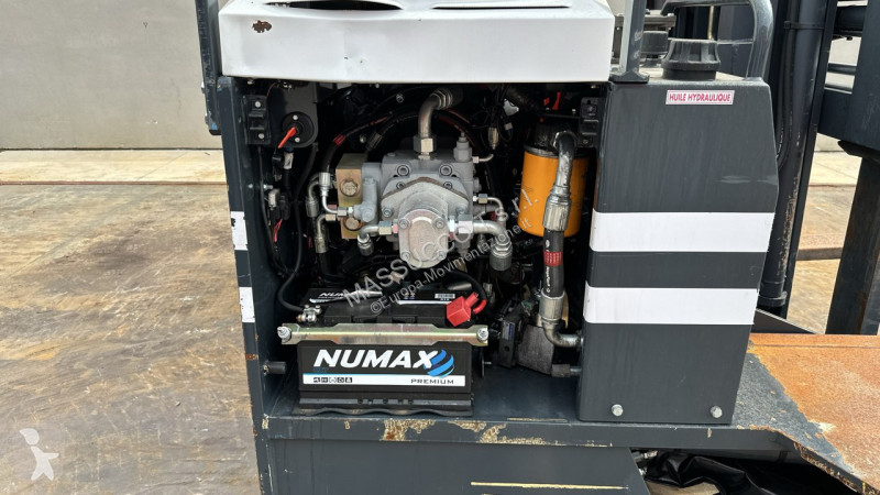 رافعة شوكية مع تحميل جانبي Amlift C35-09/55