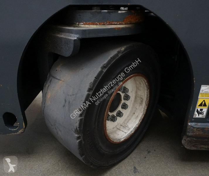 رافعة شوكية مع تحميل جانبي Combilift  C2500GT