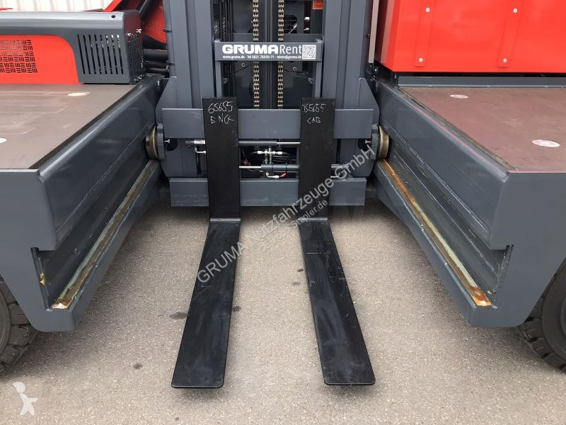Страничен товарач Combilift C5000 FWSL