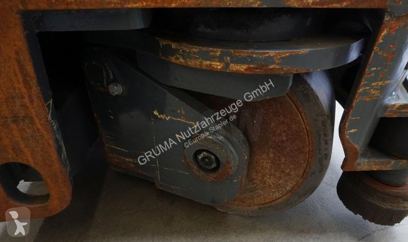 رافعة شوكية مع تحميل جانبي Combilift  C2500GT