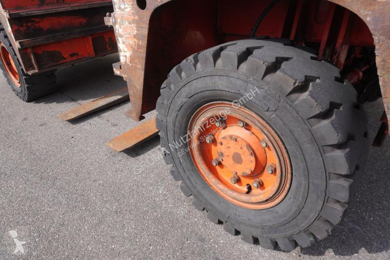 Stivuitor cu incarcare laterala Fantuzzi  SF50 U