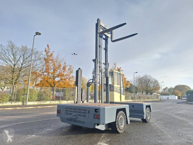 Stivuitor cu incarcare laterala Hubtex  S30 D