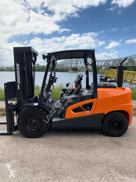 Автопогрузчик Doosan S-9