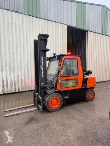 Chariot élévateur diesel Doosan