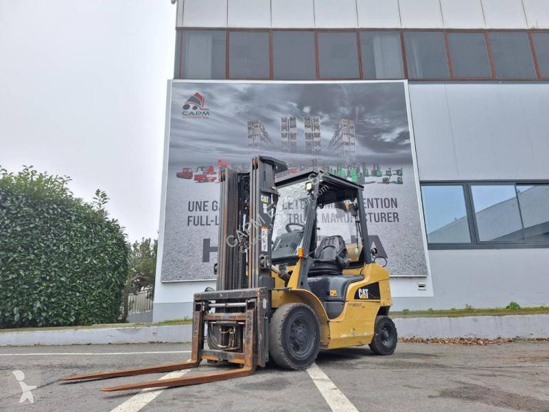 رافعة شوكية Caterpillar GP25N