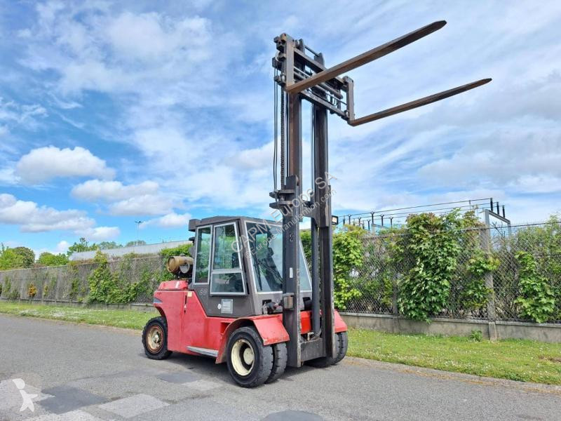 Teleskopický manipulátor Dantruck 9680 GD