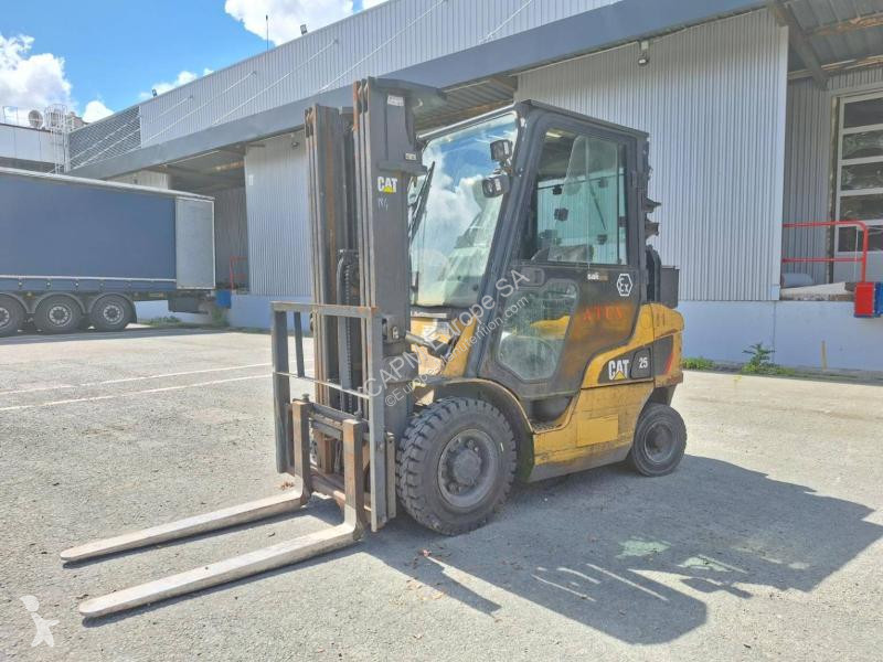 Heftruck Caterpillar DP25NT