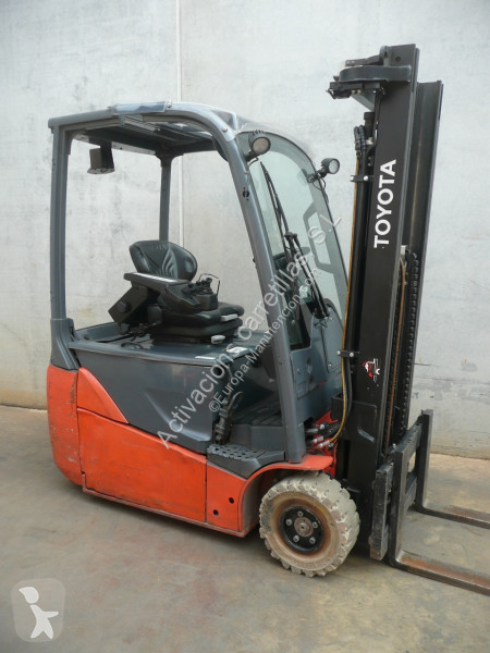 Teleskopický manipulátor Toyota 8FBE16T