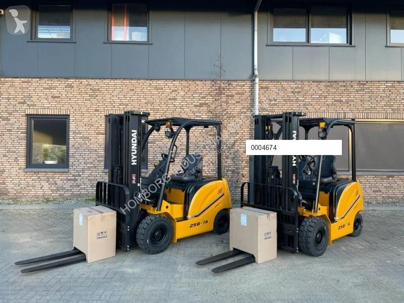 Løftetruck Hyundai 25B-7A 2.5 ton Triplex...
