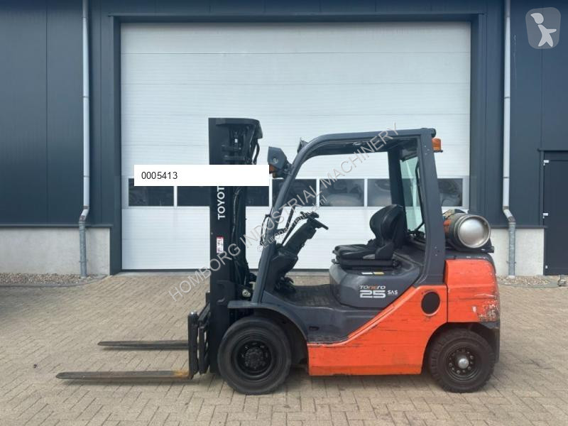 Toyota 2.5 ton 25 Triplex Freelift Sideshift...