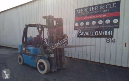 Carretilla de gas Nissan