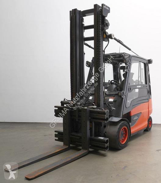 Teleskopický manipulátor Linde E 50/600 HL 388