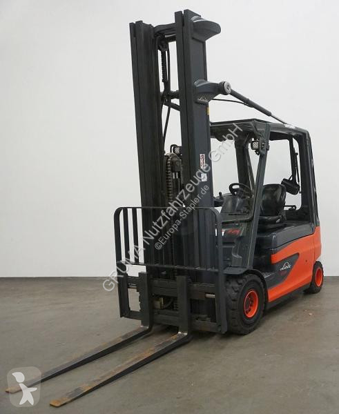 Teleskopický manipulátor Linde E 25 L 387