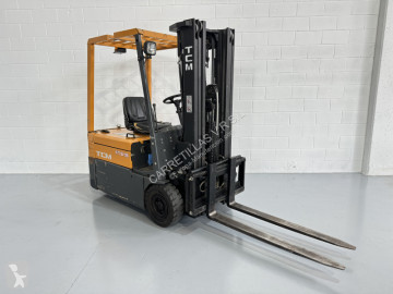 Carretilla elevadora TCM
