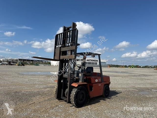 Løftetruck Nissan YGF03 4000 kg Forklift