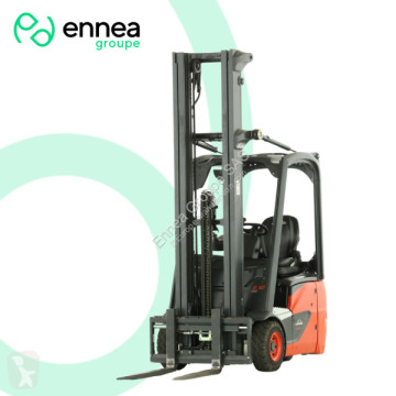 رافعة شوكية Linde
