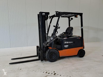 Elektrický vozík Doosan