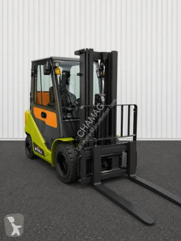 Clark S30D