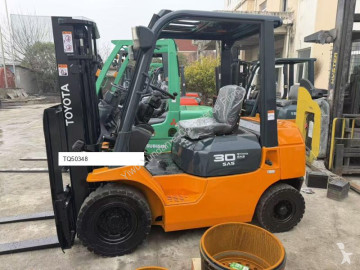 Toyota 7FB30