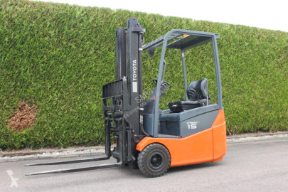 Toyota electric forklift