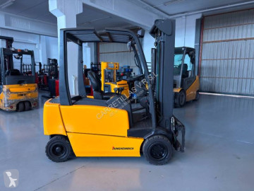 Jungheinrich EFG320