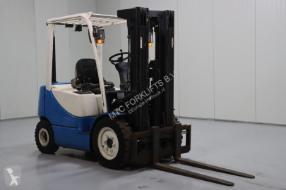 Doosan D25S-5