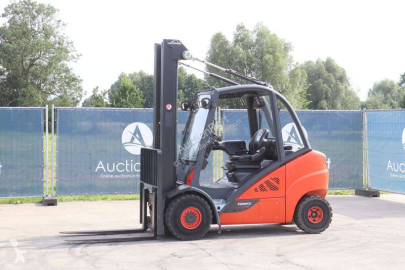 FenwickH30D-02