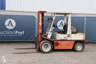 Chariot élévateur Nissan RHG02 A 30U