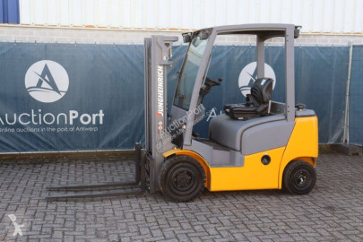 Chariot élévateur diesel Jungheinrich