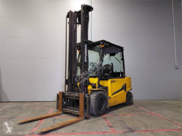 Hyundai45 B-9