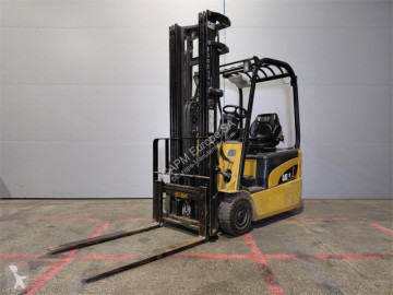 Chariot élévateur Caterpillar EP16NT