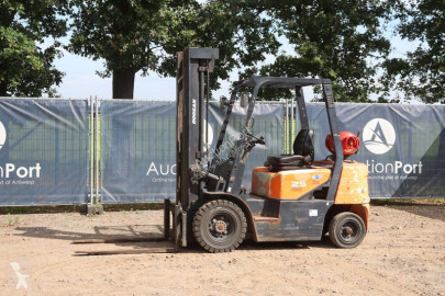 Навантажувач вилковий Doosan G25G