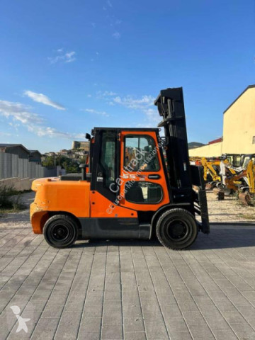Empilhador diesel Doosan