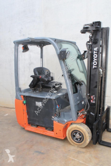 Toyota electric forklift