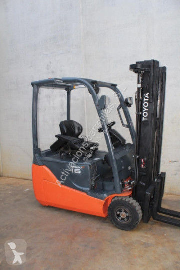 Toyota electric forklift